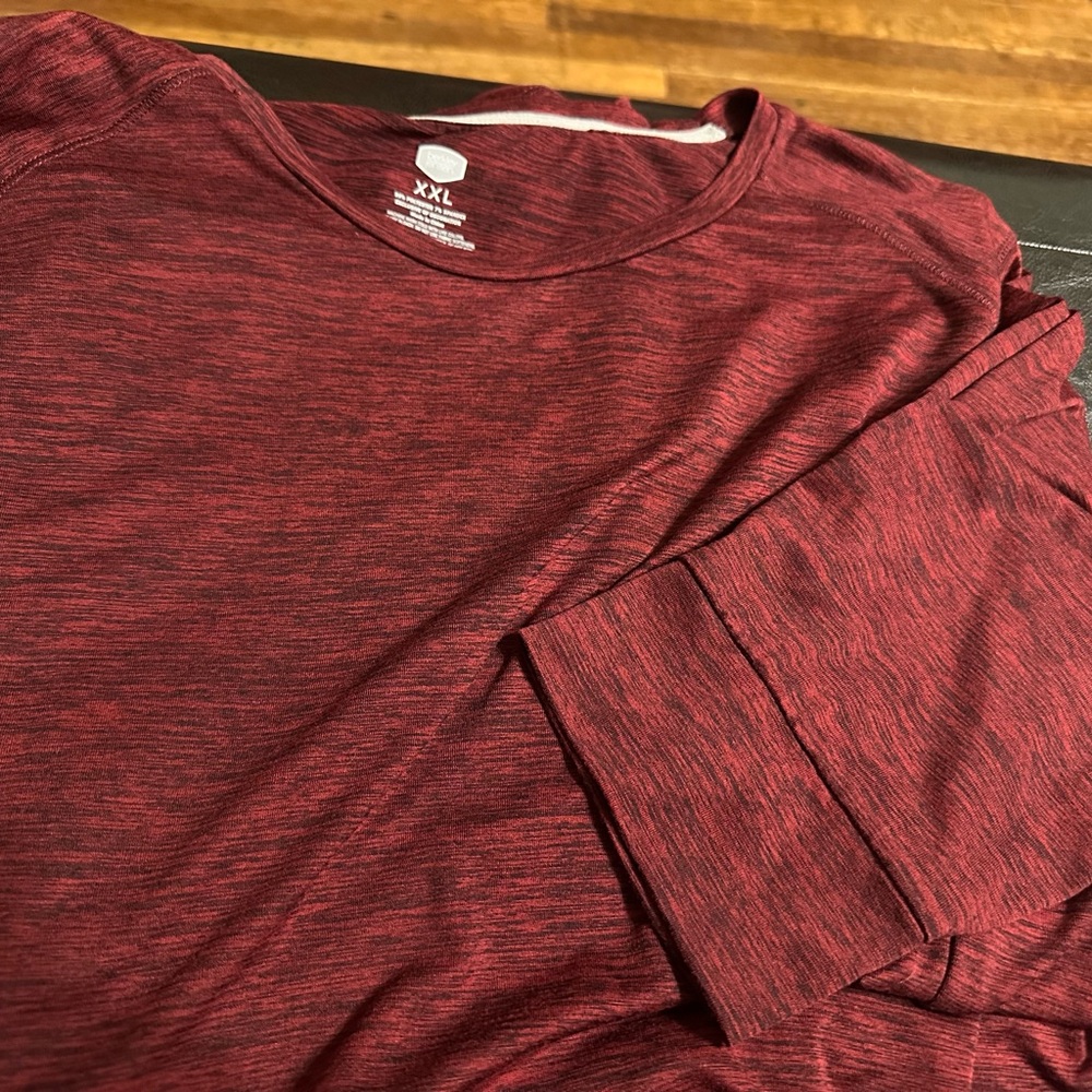 Men’s long sleeve Tshirt